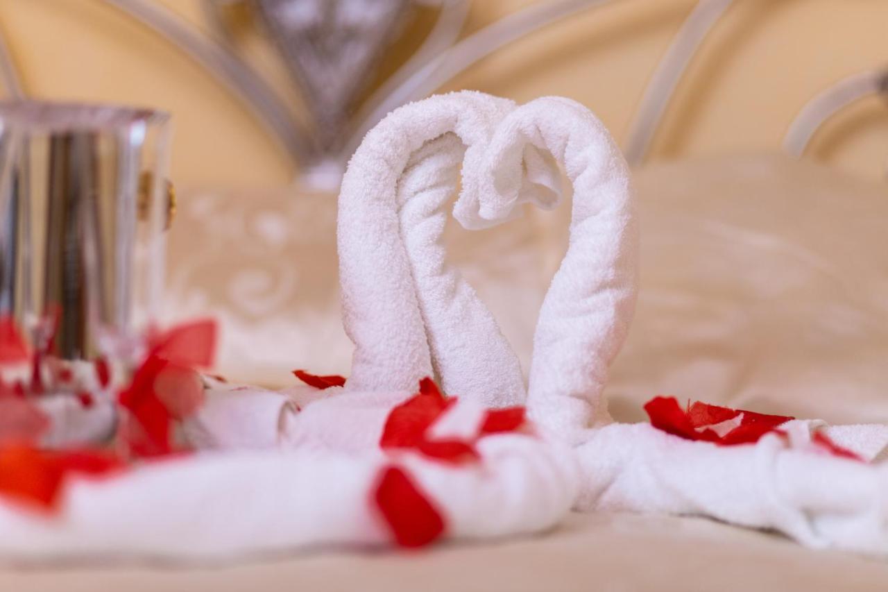 B&B Casa Fusco Fondi Ngoại thất bức ảnh