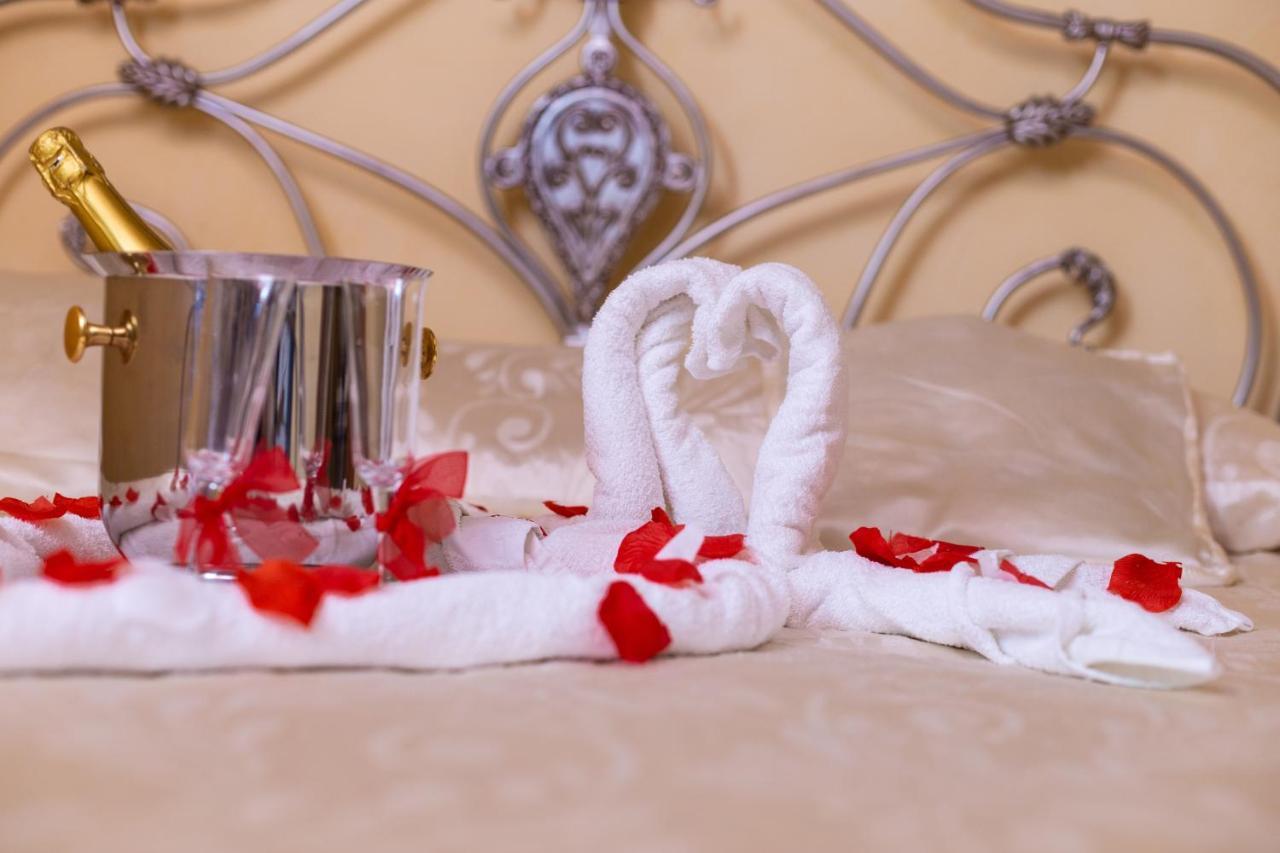 B&B Casa Fusco Fondi Ngoại thất bức ảnh