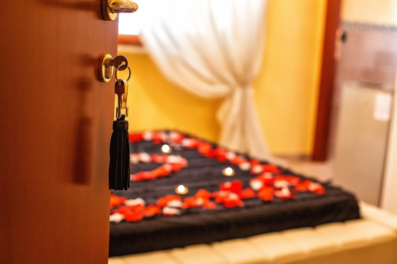 B&B Casa Fusco Fondi Ngoại thất bức ảnh